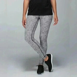 Lululemon Wunder Under Pant Color: Plush Petal Deep Coal Ghost 10